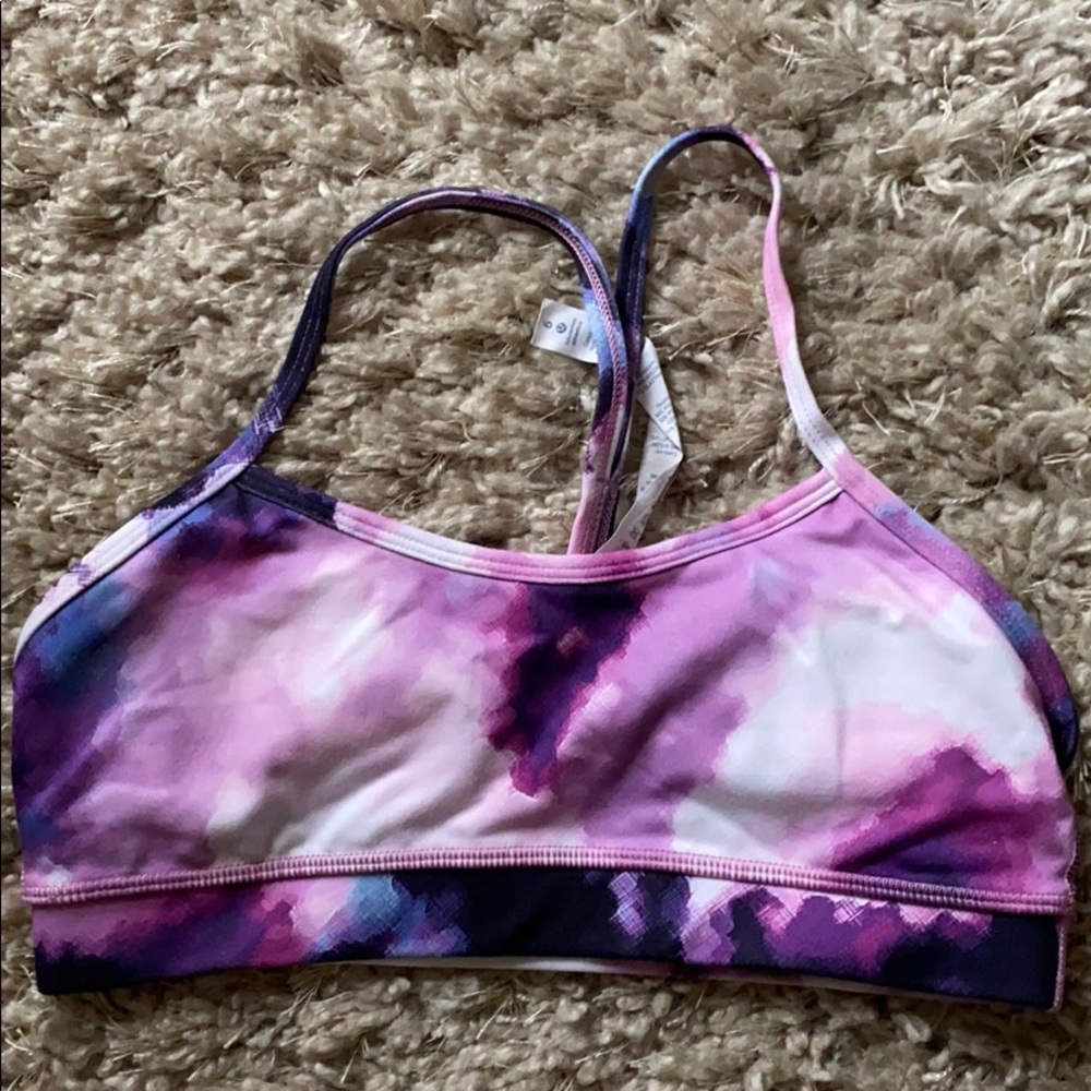 Lululemon bra size 6 mint condition